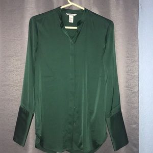 Green long sleeve blouse